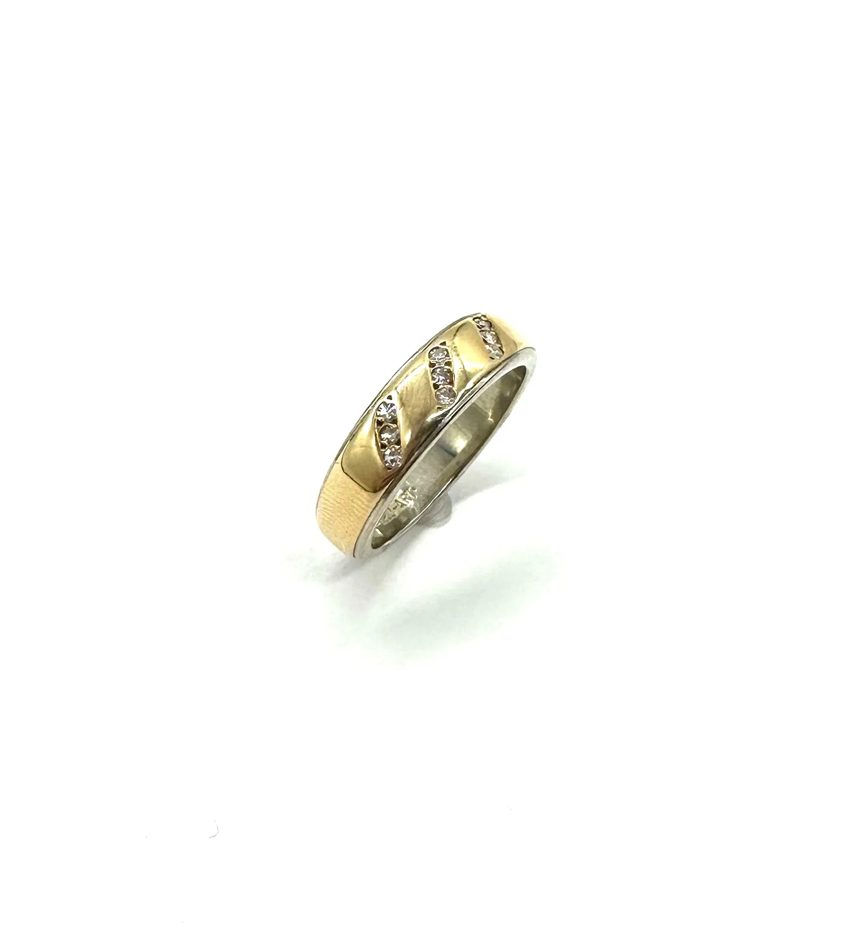 1/10 Ctw Diamond Accent Gold Band