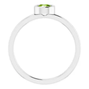 14K White 4.5 mm Natural Peridot Ring