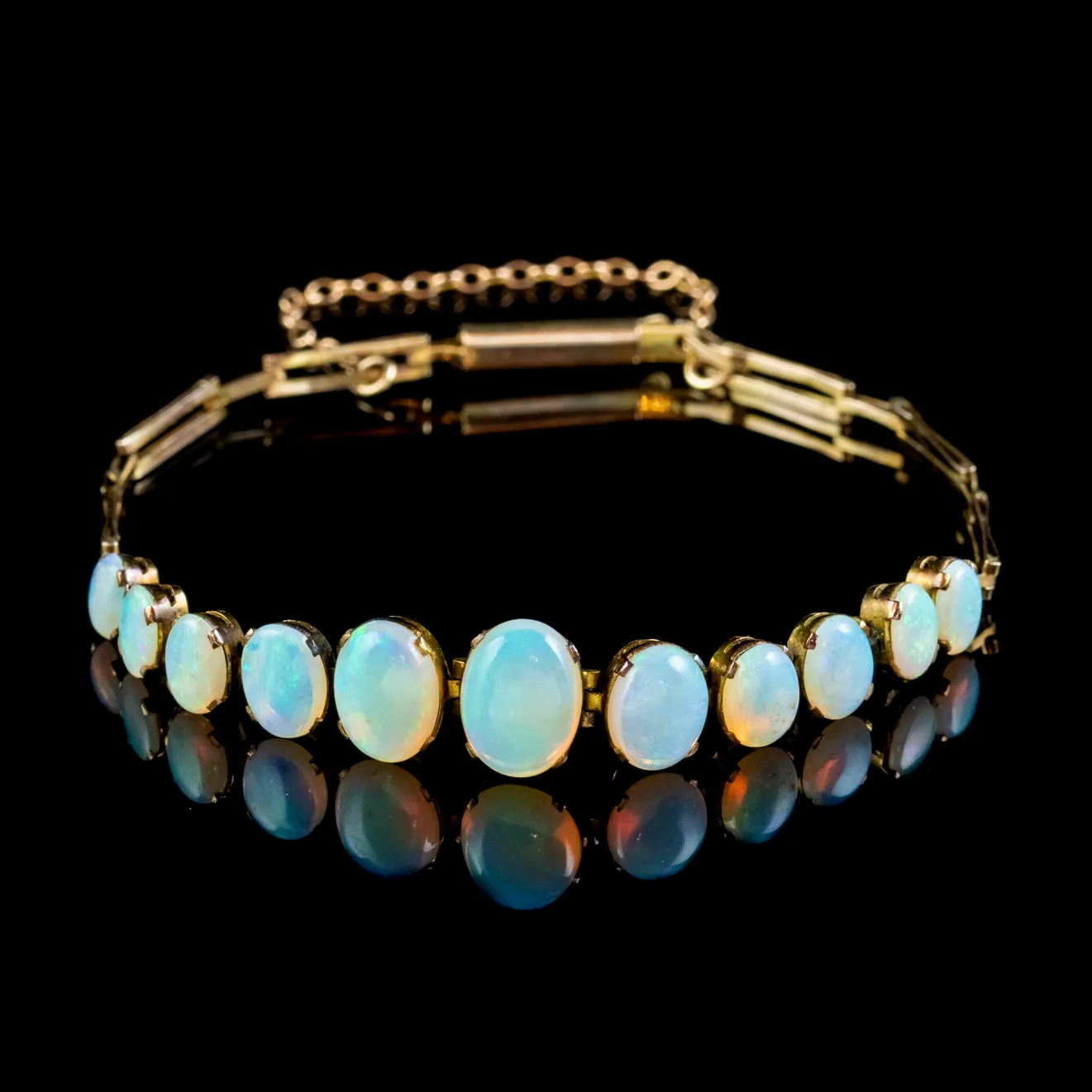 ANTIQUE VICTORIAN OPAL BRACELET 15CT GOLD CIRCA 1900