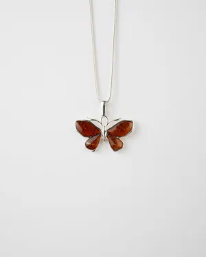 Beautiful Butterfly Pendant Necklace - Exquisite Elegance | Shop Now