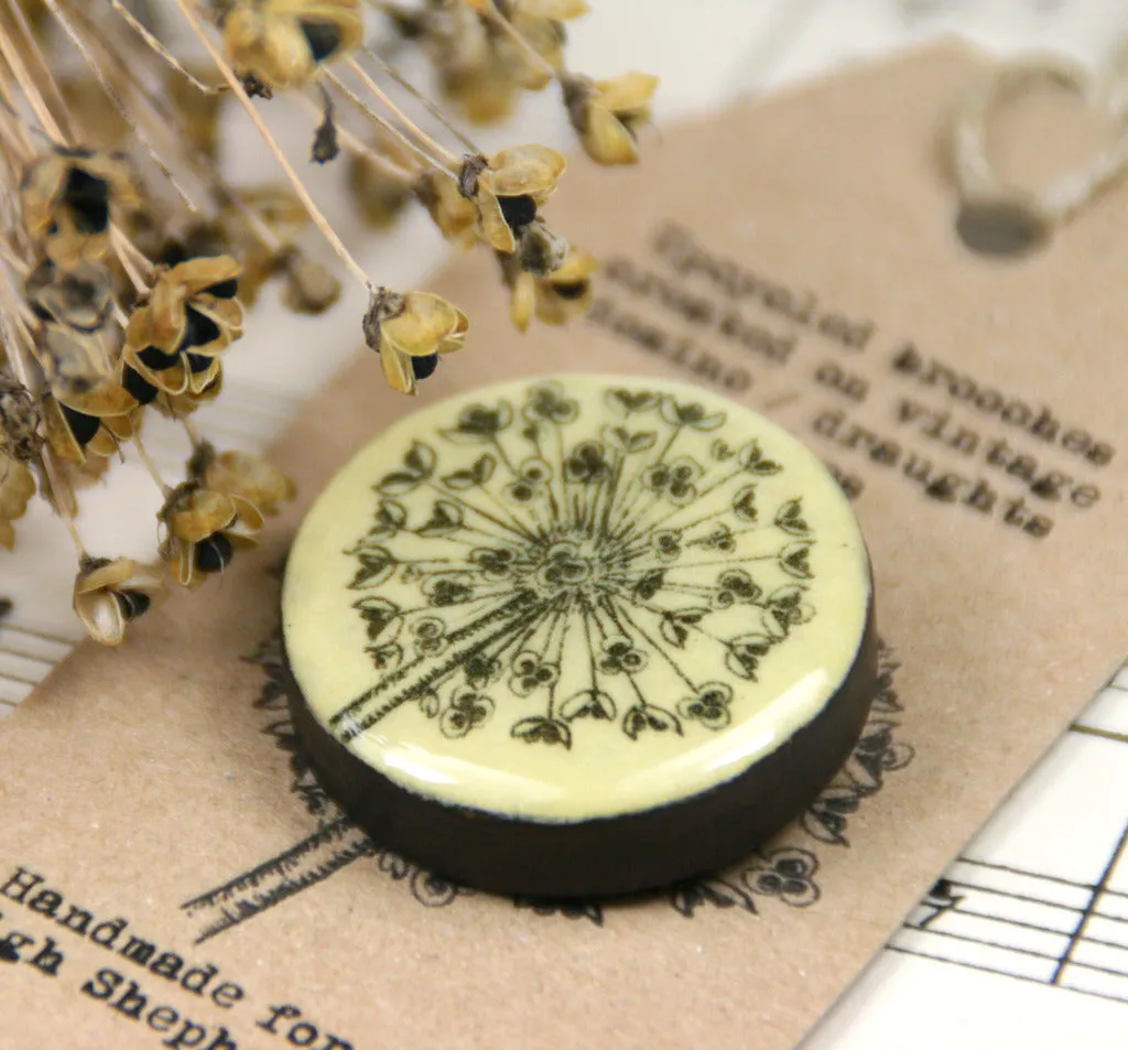 Cottage Garden Draughts Piece Brooch -  Allium