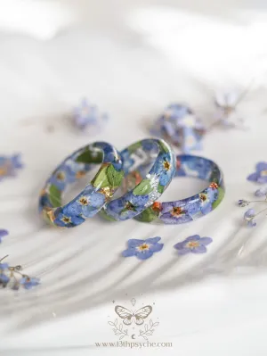 Dried forget me not flowers resin ring