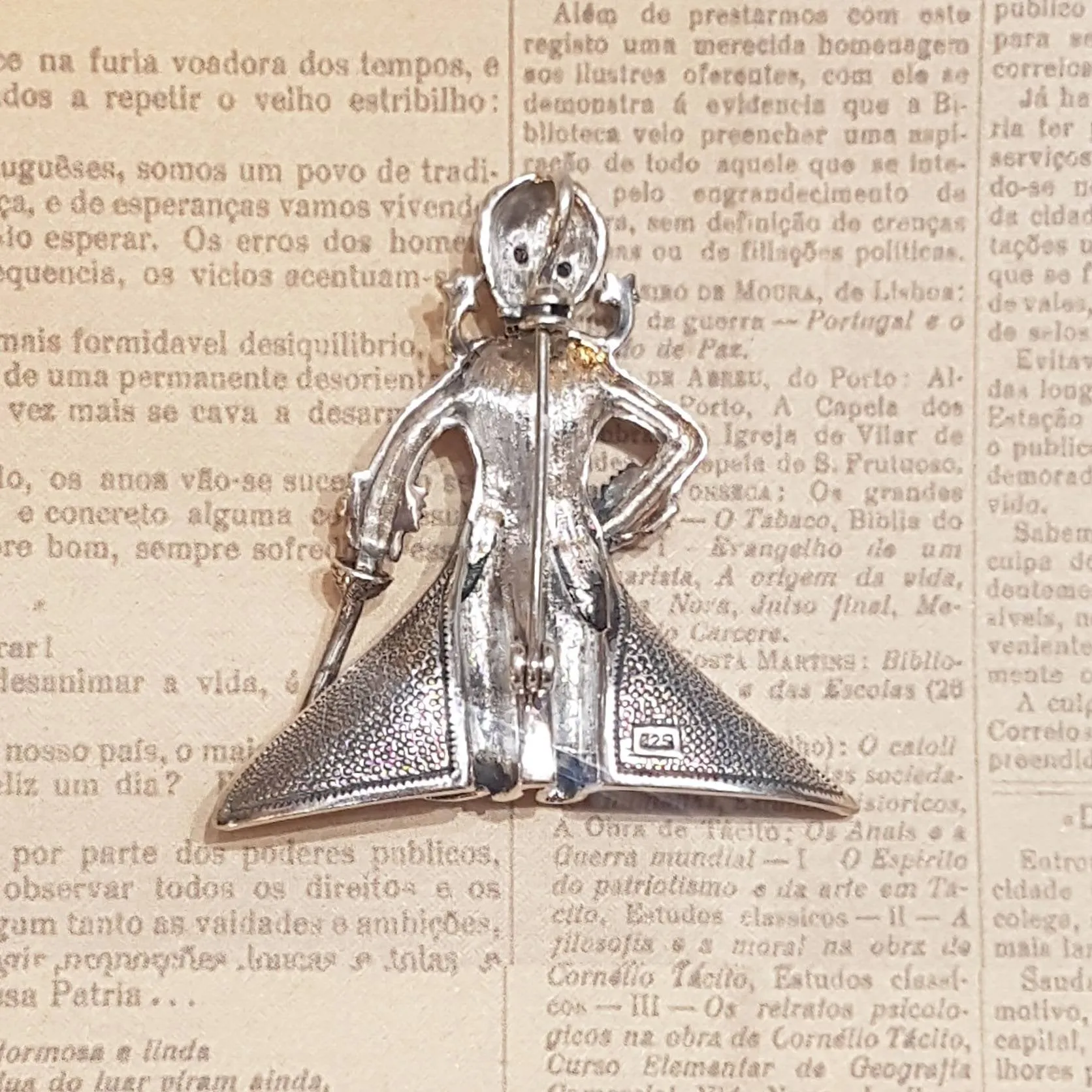 Little Prince Brooch Silver Marcasite Garnet eyes