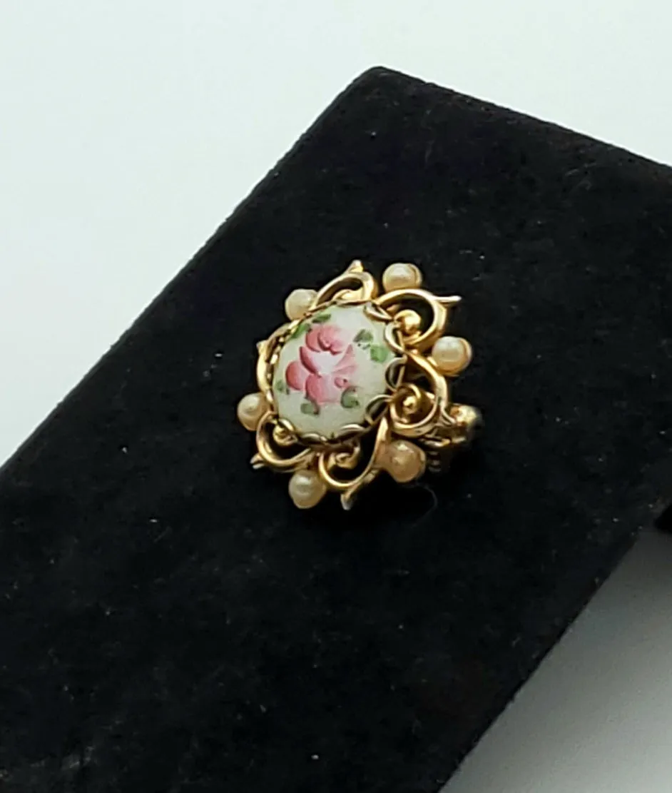 Vintage Hand Painted Guilloche Enamel Gold Tone Brooch